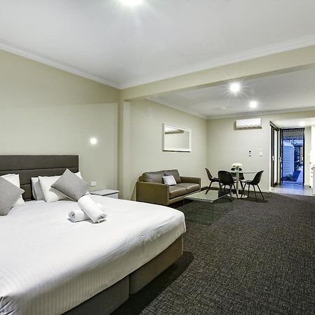 Aloha Central Premium Studios Mount Gambier Exterior foto